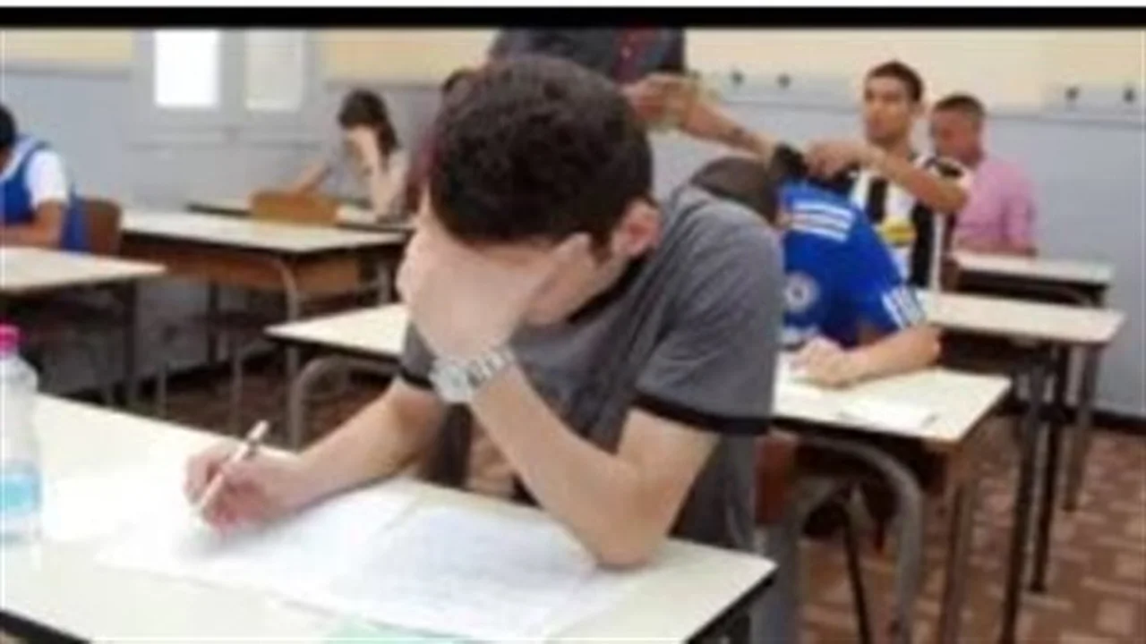 جدول امتحانات سوهاج.. مواعيد اختبارات الصف الثالث الإعدادي للترم الأول بالكامل